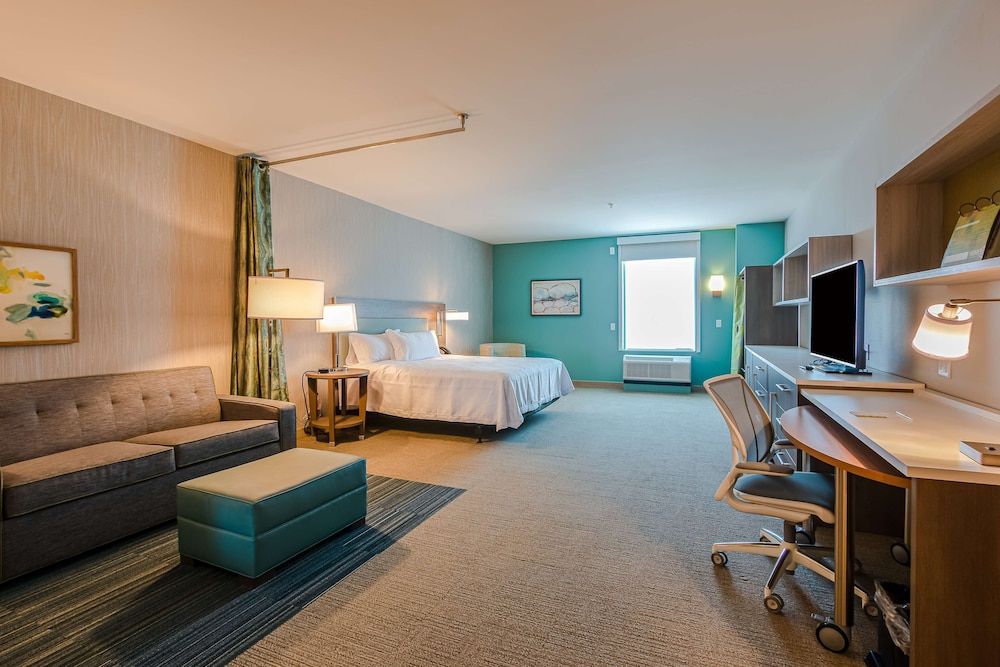 Studio, 1 King Bed, Accessible, Non Smoking (Hearing)