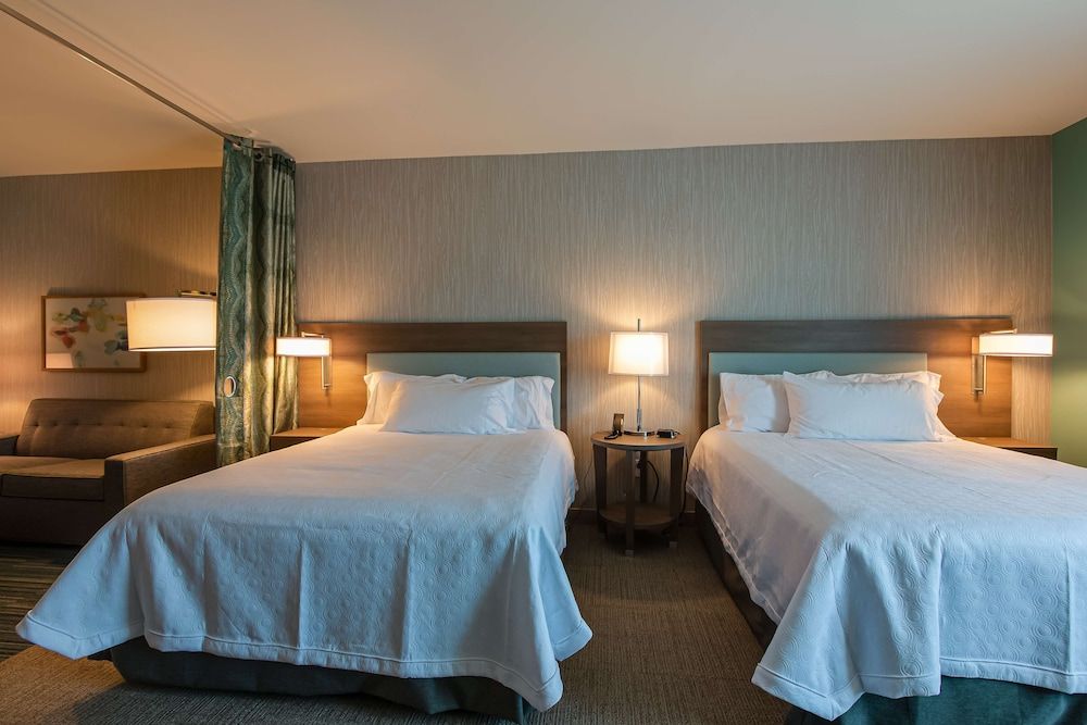 Studio, 2 Queen Beds, Accessible, Bathtub