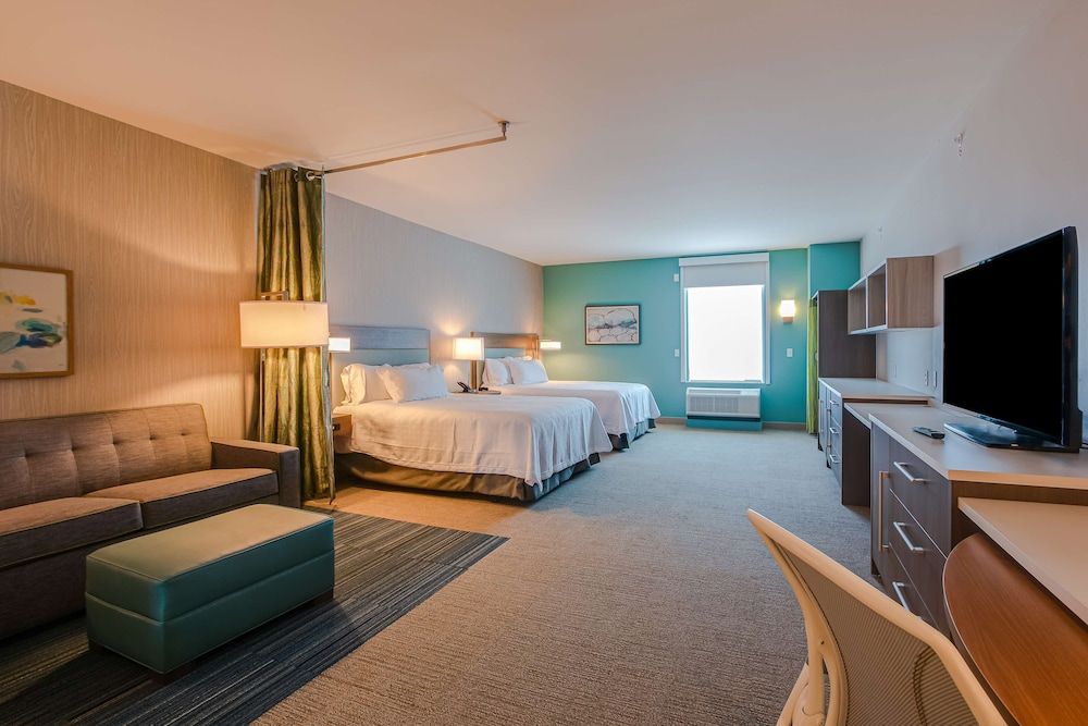 Studio, 2 Queen Beds, Accessible, Bathtub