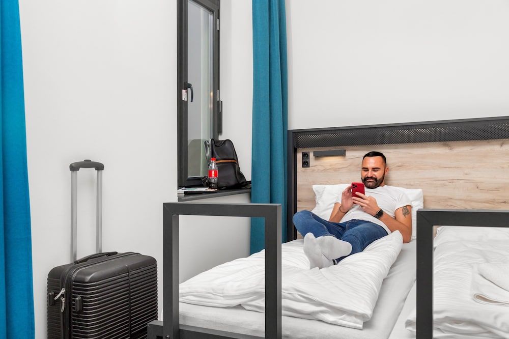 a&o Budapest City - Hostel Twin Room 4