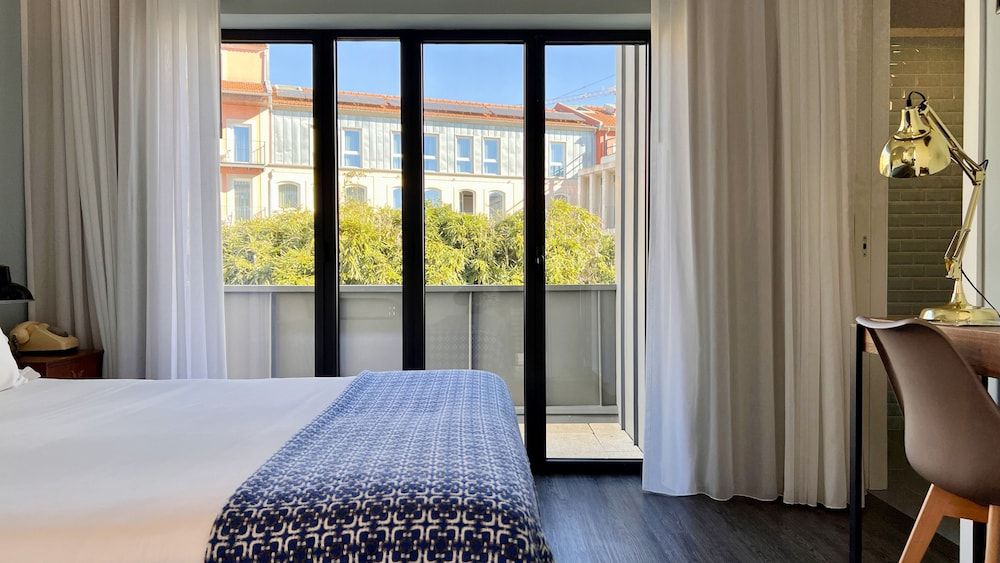 Jardim da Batalha by Shiadu Double Room, Garden View 10