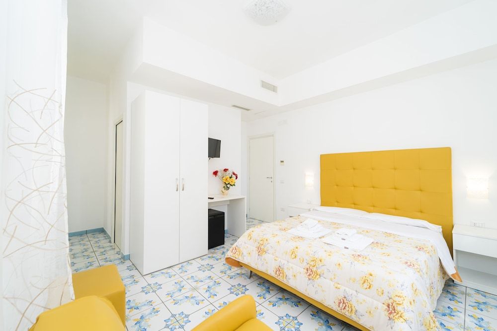 La Casa di Aurora Deluxe Double Room 2