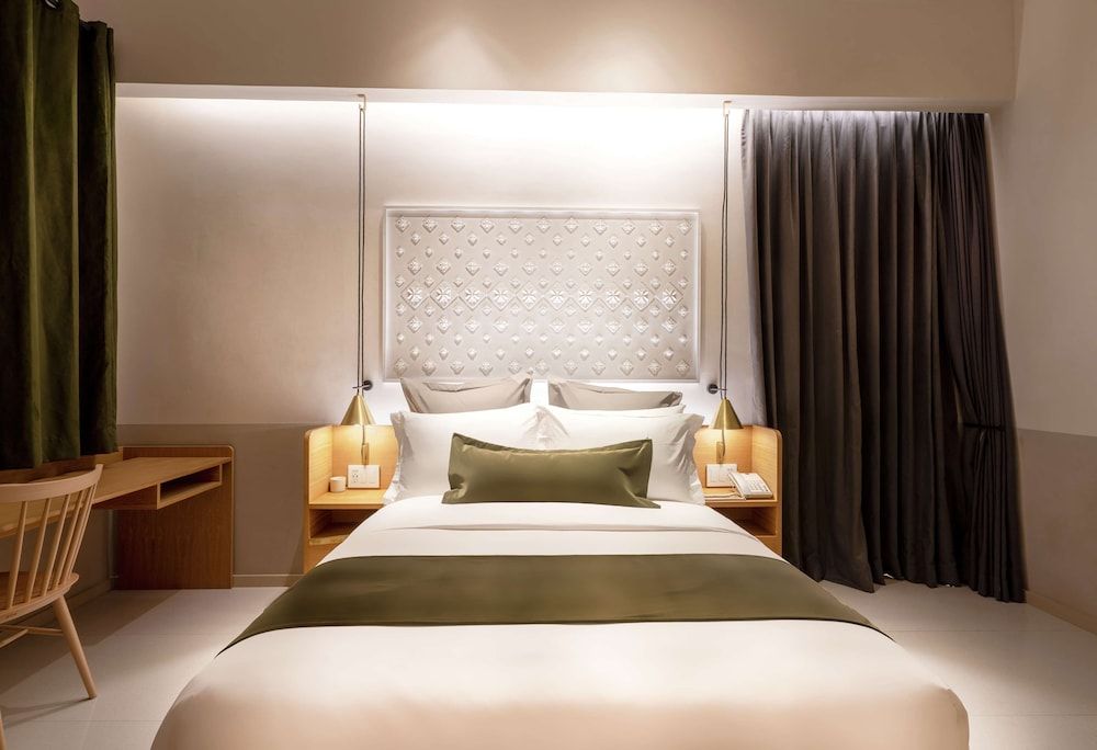 undefined Umbral, a Curio Collection by Hilton 4