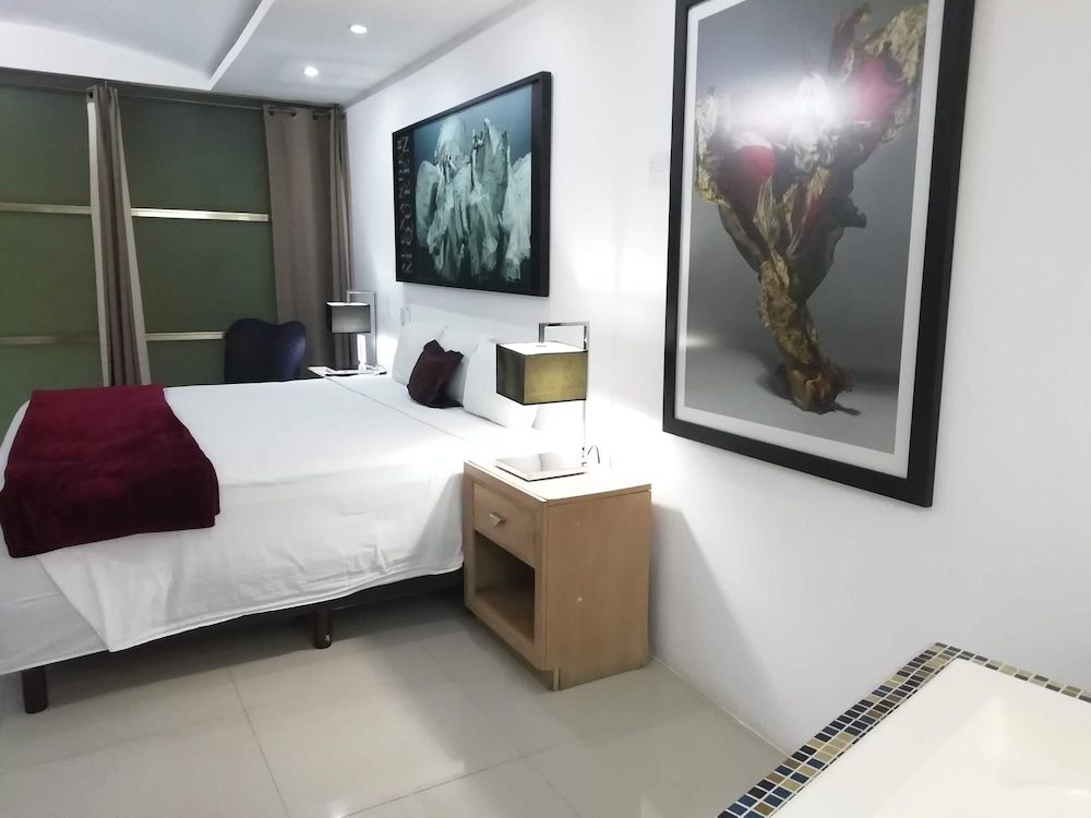 Essenzia de Cancun Design Room 2