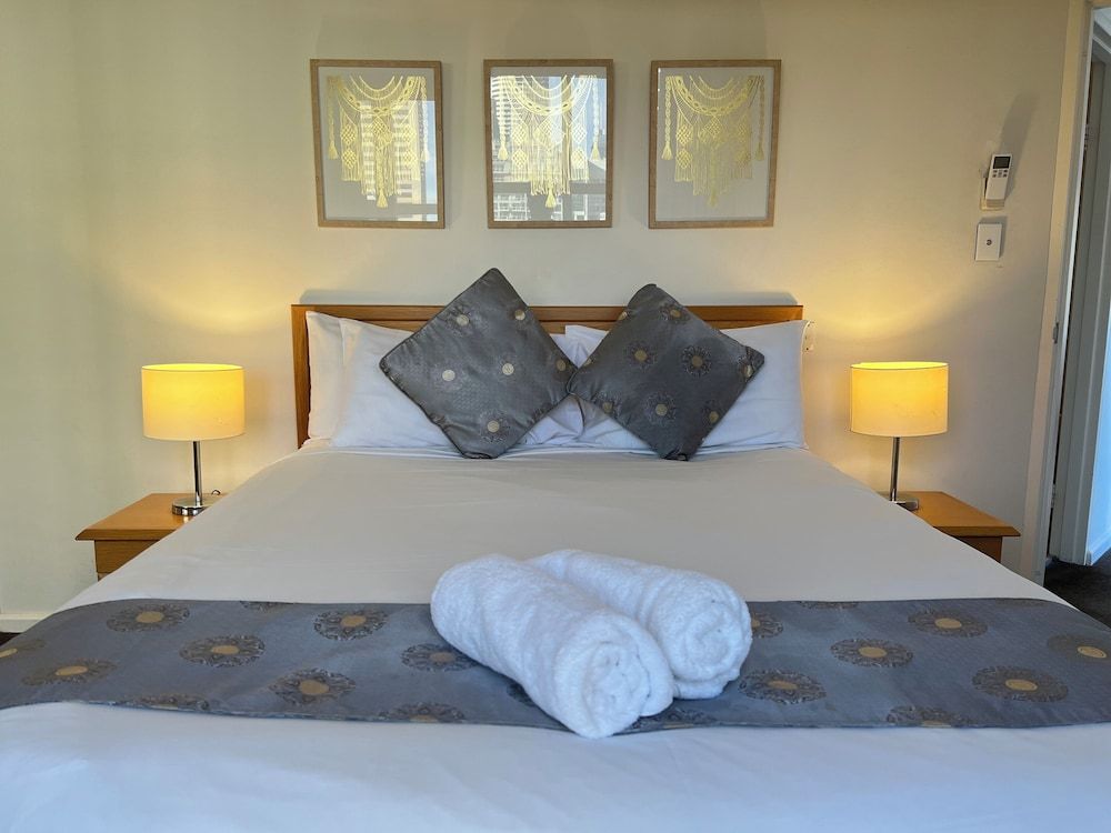 Sydney Hyde Park Paxsafe Apartments Superior Apartment, Multiple Beds, Non Smoking, Park View 2