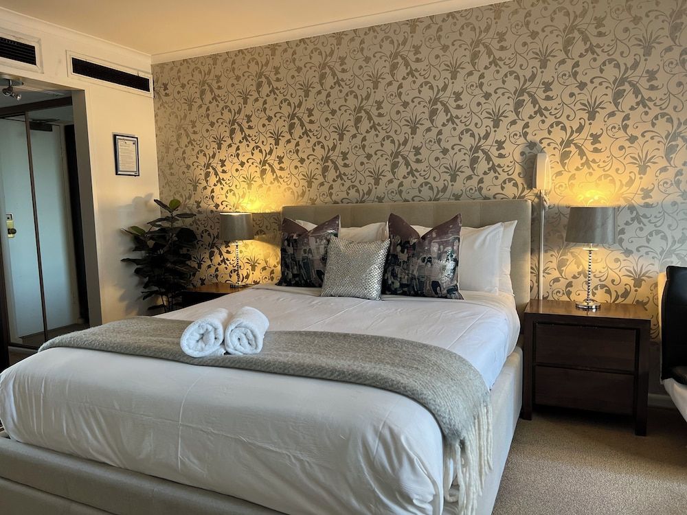 Basic Studio Suite, 1 Double Bed with Sofa bed, Accessible