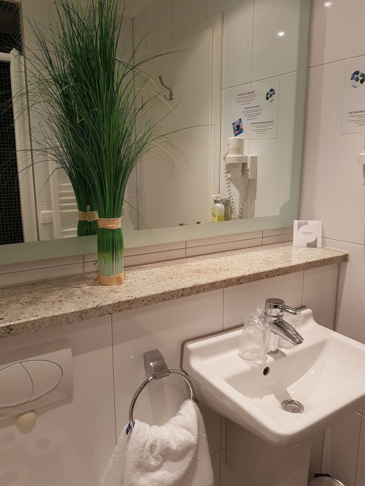 Château de Pourtalès Single Room 4