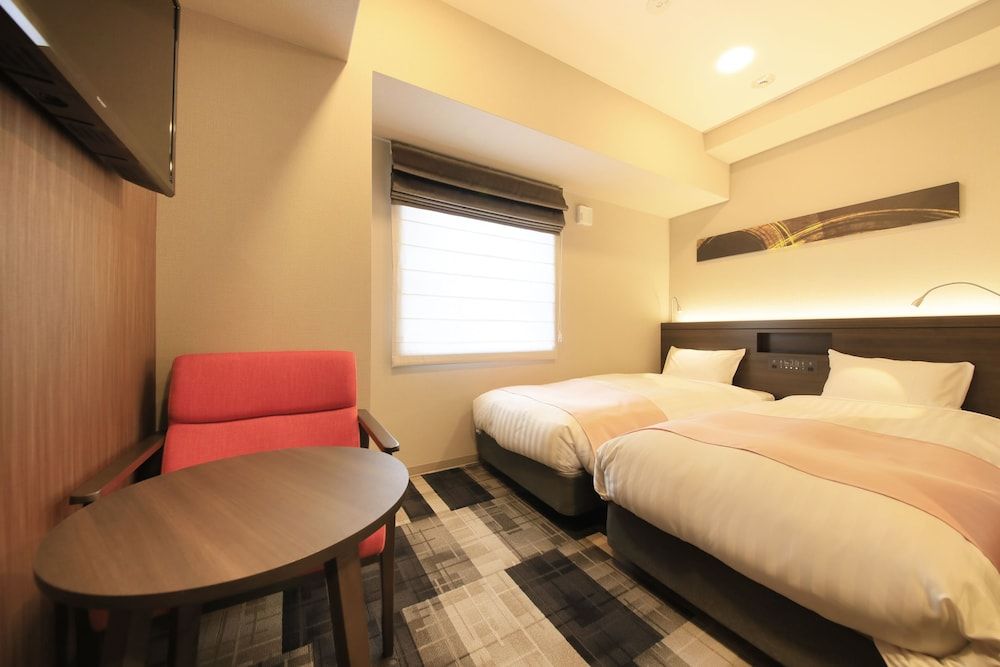 undefined S-Peria Inn Osaka Hommachi