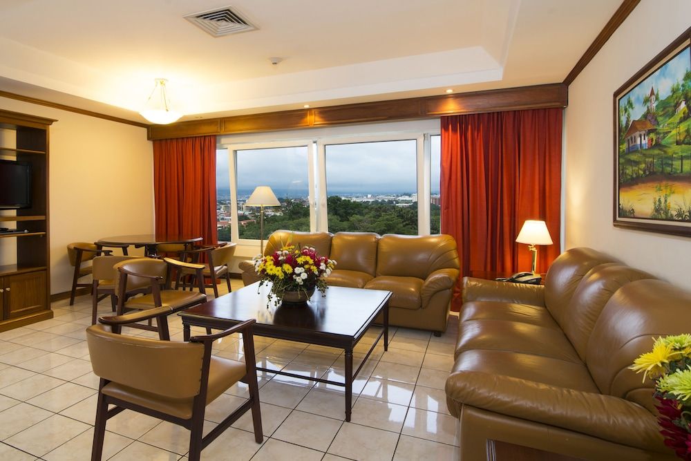 Apartotel & Suites Villas del Rio Family Suite