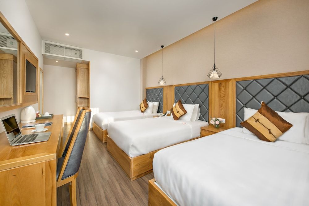 Grand Sunrise Boutique Hotel Deluxe Triple Room 3