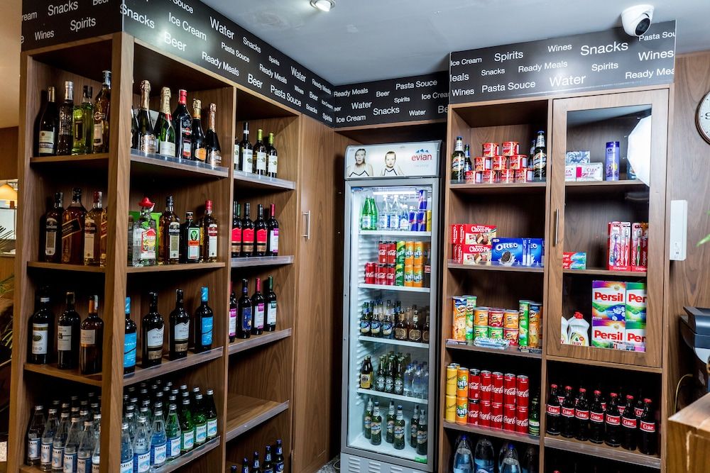 undefined Parkside Hotel & Apartments 8