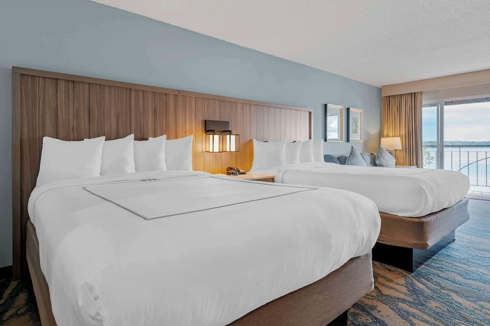 Heidel House Hotel and Conference Center, Ascend Hotel Collection Suite, Multiple Beds, Non Smoking