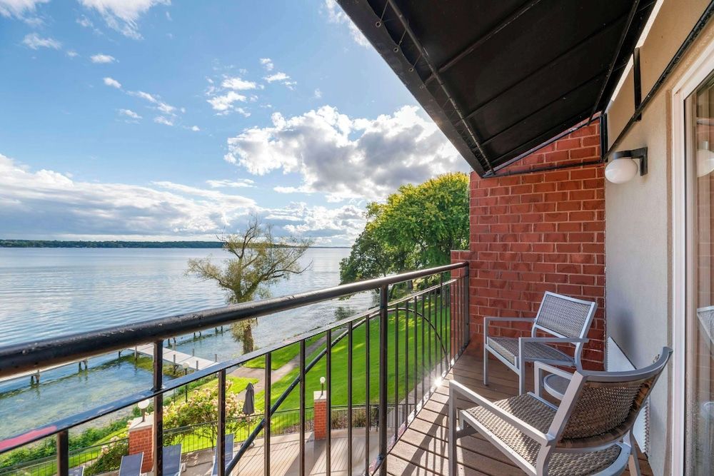 Heidel House Hotel and Conference Center, Ascend Hotel Collection Suite, Multiple Beds, Non Smoking 3