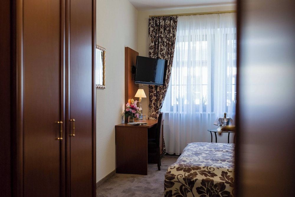 Altdeutsche Weinstube Comfort Double Room 14