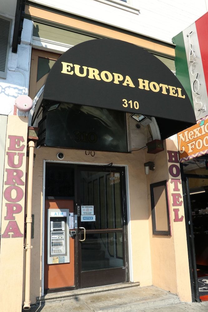 undefined Europa Hotel 7