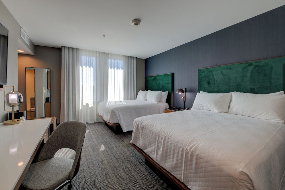 Room, 2 Queen Beds, Non Smoking (Hearing Accessible)