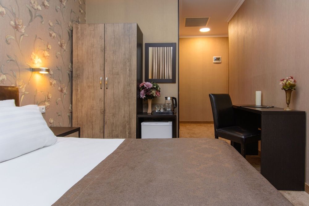 Hotel King David Standard Double or Twin Room 4