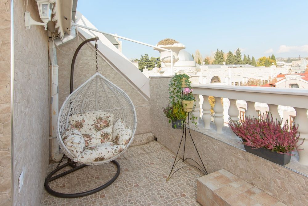 Hotel King David Deluxe Double Room, 1 King Bed, Balcony 9