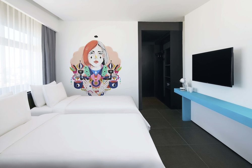 ARTOTEL Gajahmada Semarang Studio 30 3