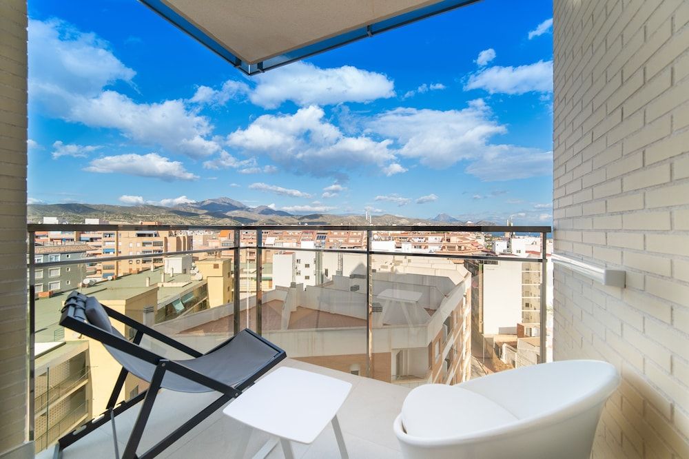 Premium Apartment, 1 Bedroom, Balcony, Corner