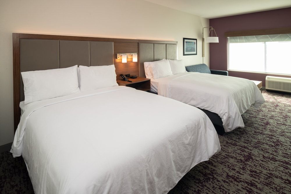 Suite, 2 Queen Beds