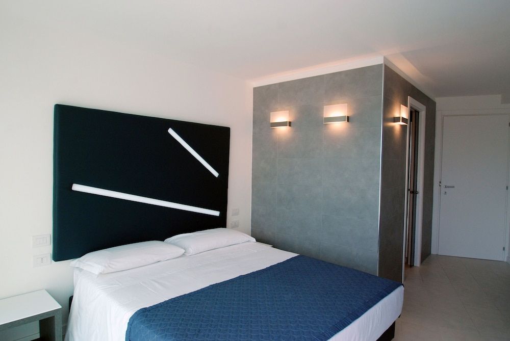 undefined Lungotevere Suite 2