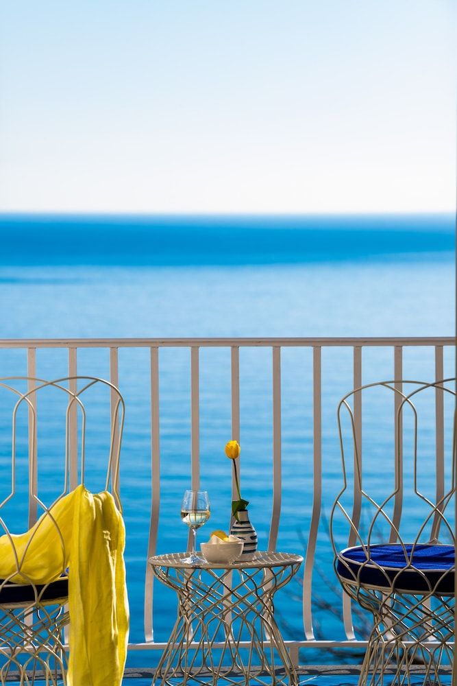 Imperati Suites Junior Suite, Sea View 18