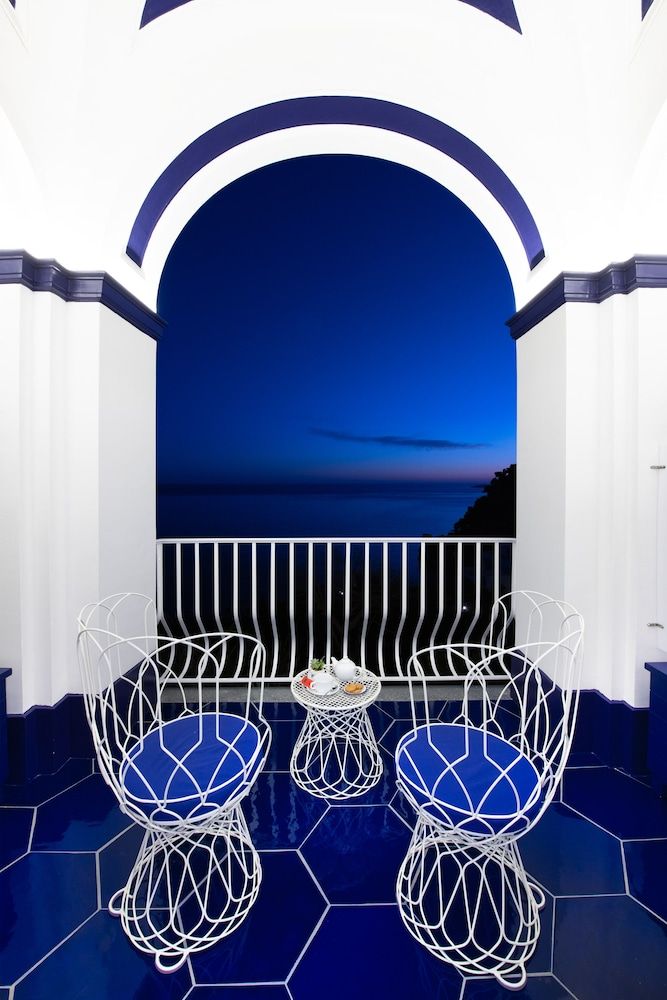 Imperati Suites Deluxe Suite, Sea View 15