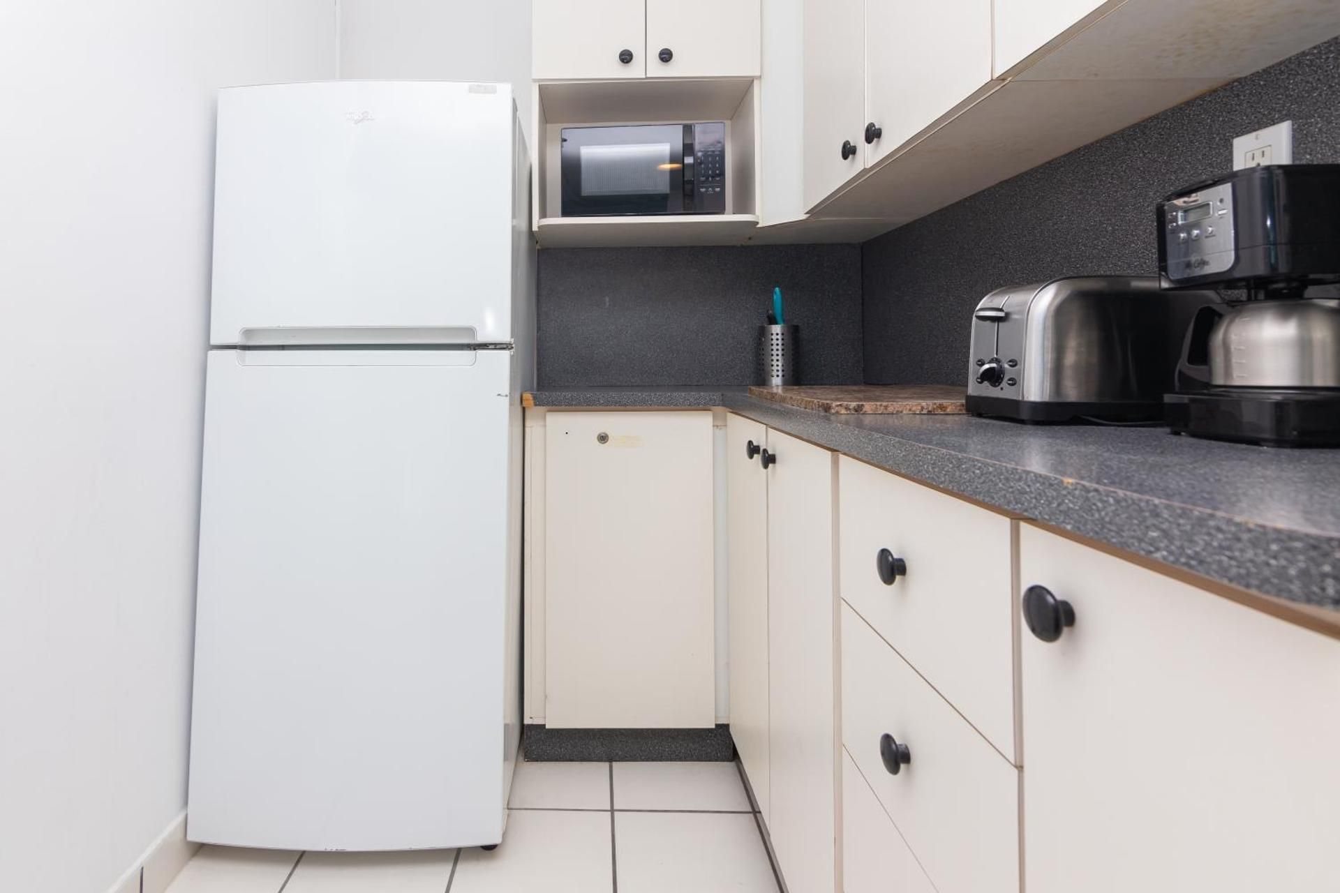 undefined Girasole Rentals Suites 9