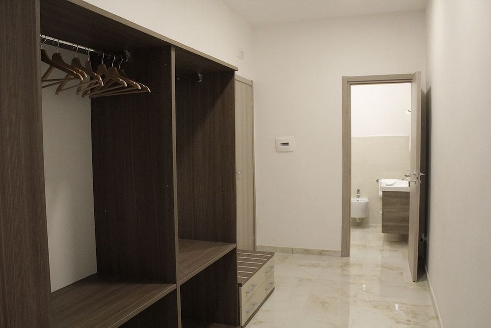 B&B Napolimilionaria 2 City Double Room 14