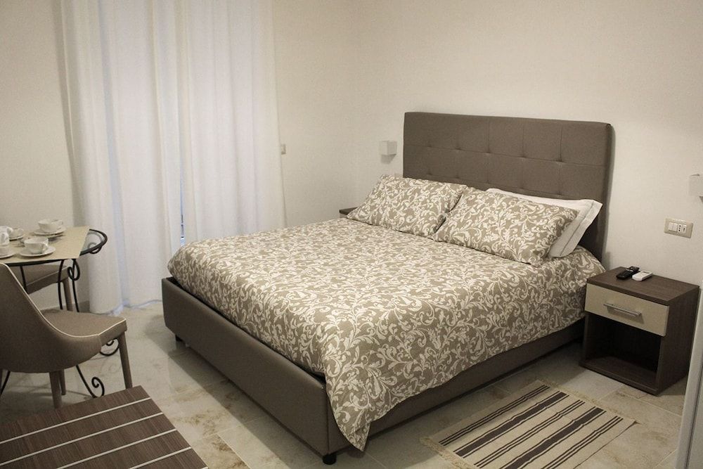 undefined B&B Napolimilionaria 2