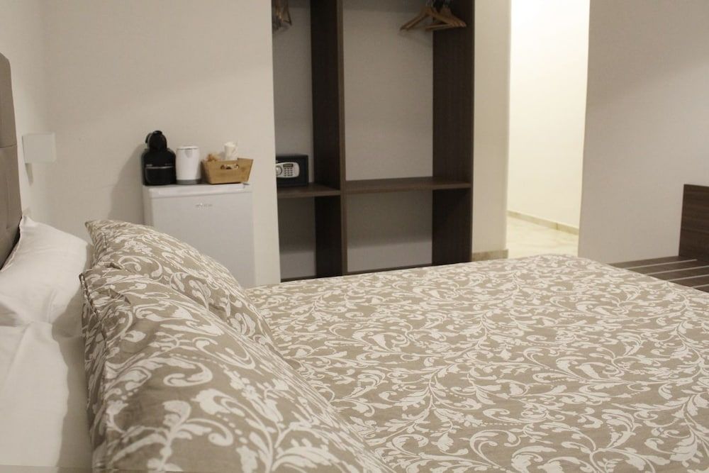 undefined B&B Napolimilionaria 2 7