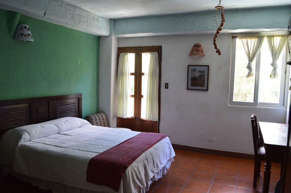 Single Room, 1 Double Bed