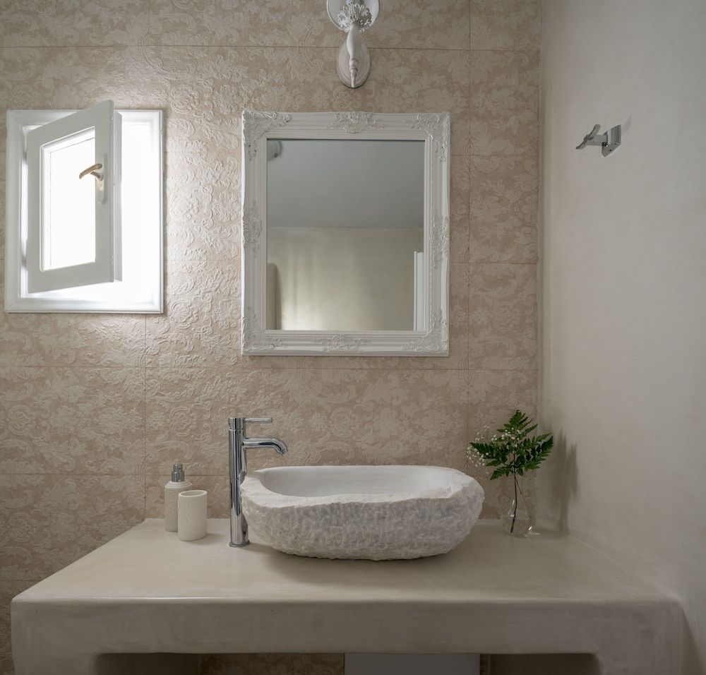 For All Seasons Mansion Grand Apartment 13