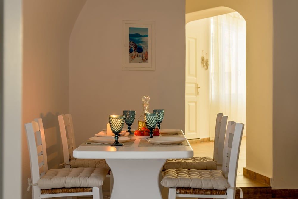 undefined For All Seasons Mansion 7