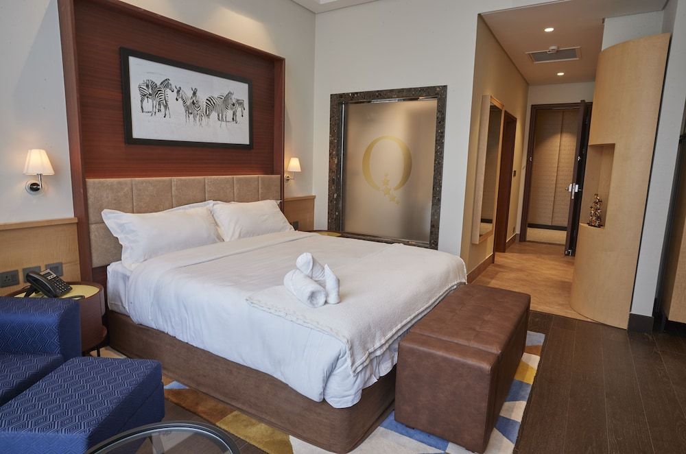 The Quorum Deluxe Room 6