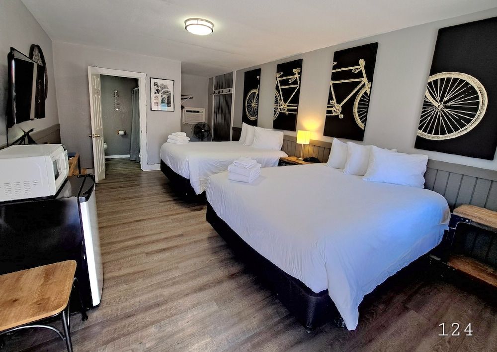 Signature Room, 2 Queen Beds