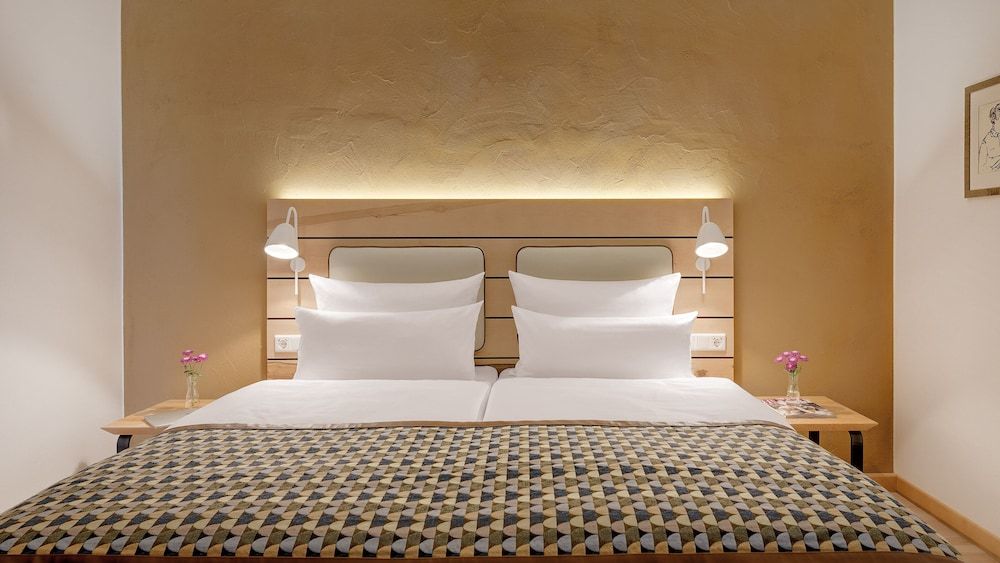 Walhalla Hotel Regensburg @ Hoeferer Premium Double Room 3