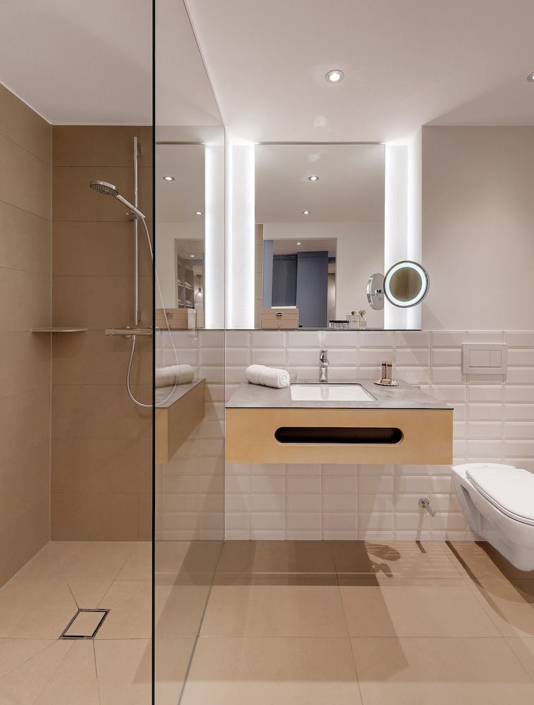 Walhalla Hotel Regensburg @ Hoeferer Premium Double Room 8