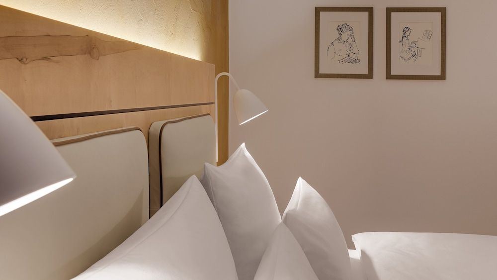 Walhalla Hotel Regensburg @ Hoeferer Premium Double Room 2