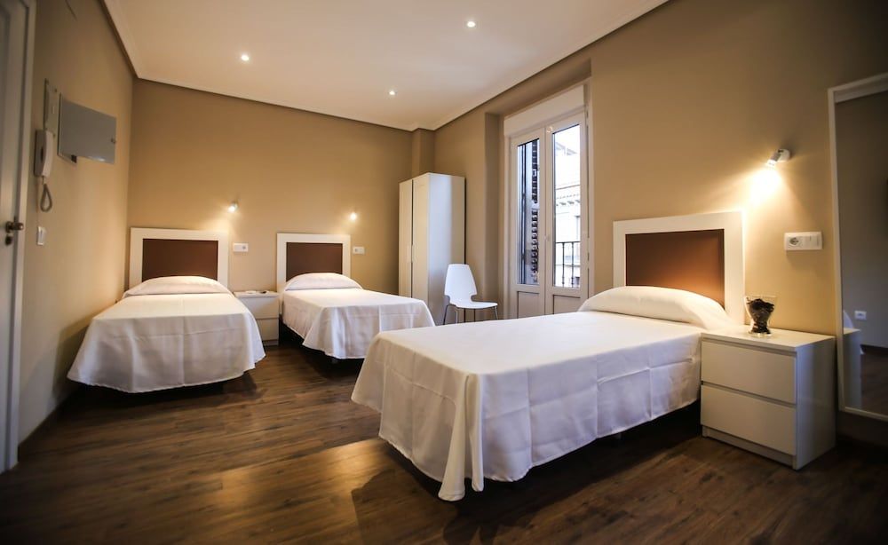 Suites You Nickel Deluxe Room (5 occupants) 3