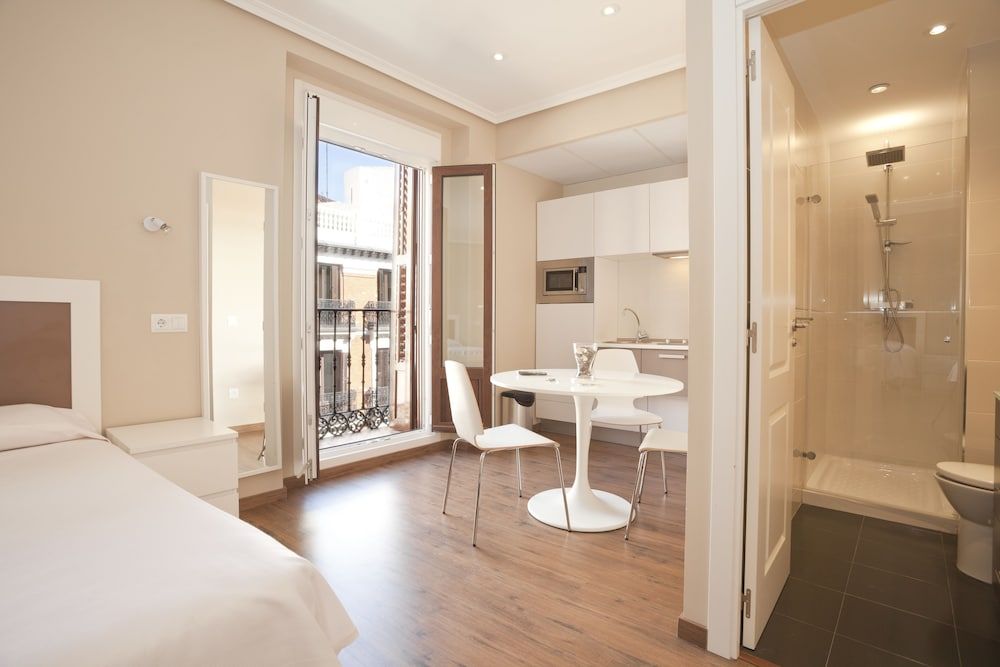 Suites You Nickel Deluxe Room (5 occupants) 4