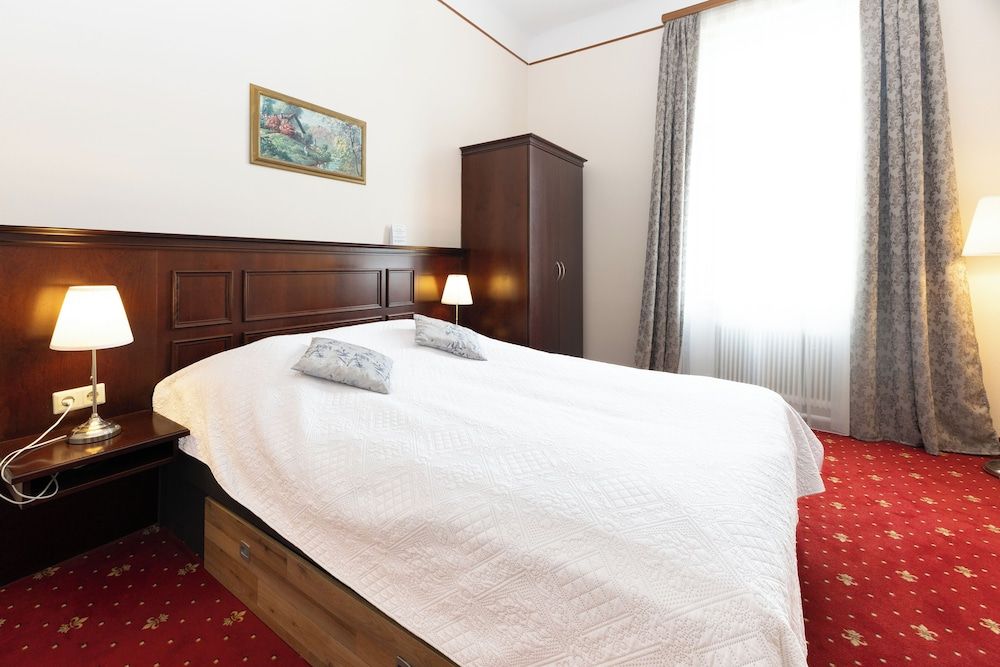 Hotel Viktoria Schönbrunn Double Room 7