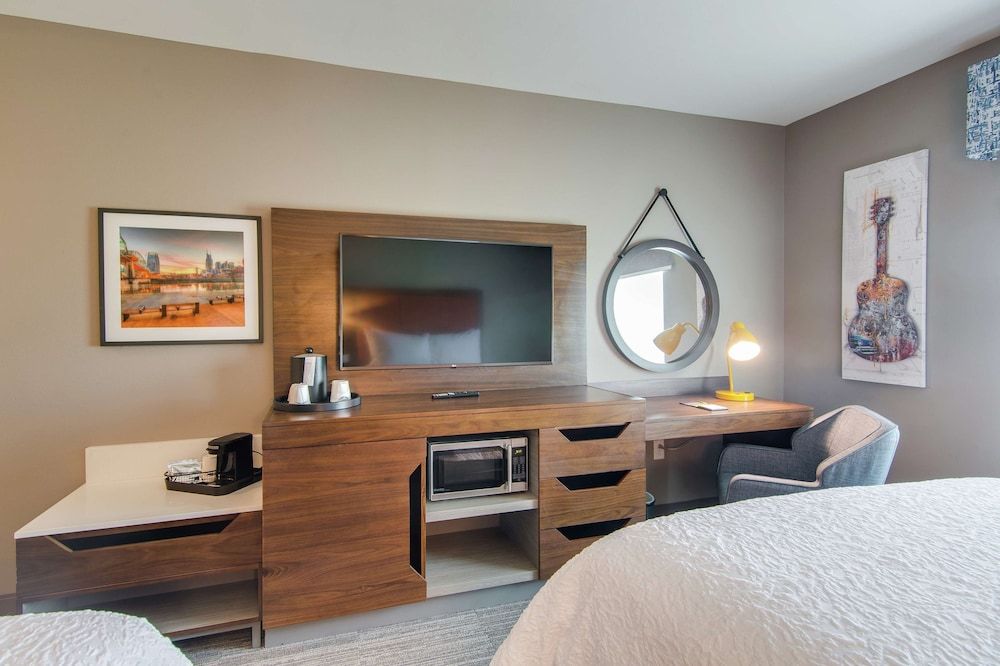 Room, 2 Queen Beds, Accessible (Hearing)
