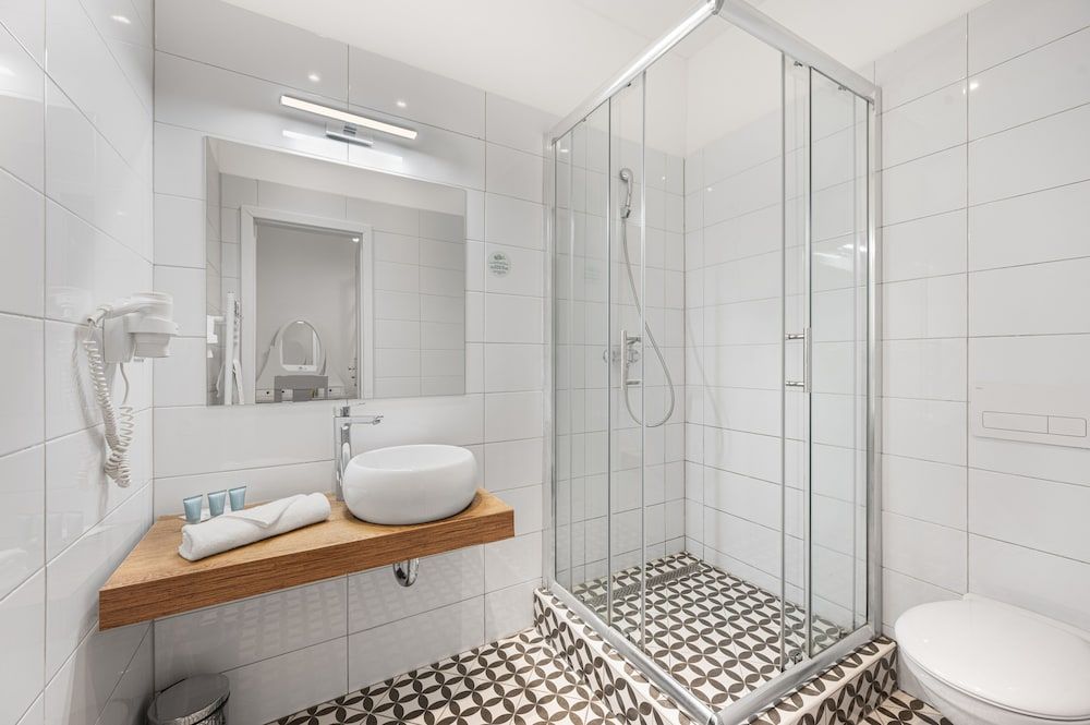 Downtown Bratislava B&B Standard Double Room, 1 Queen Bed, Private Bathroom 5