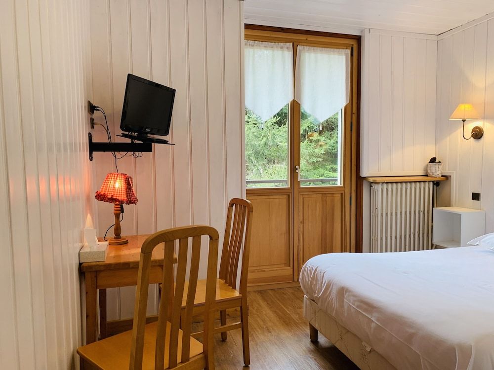 Classic Double Room