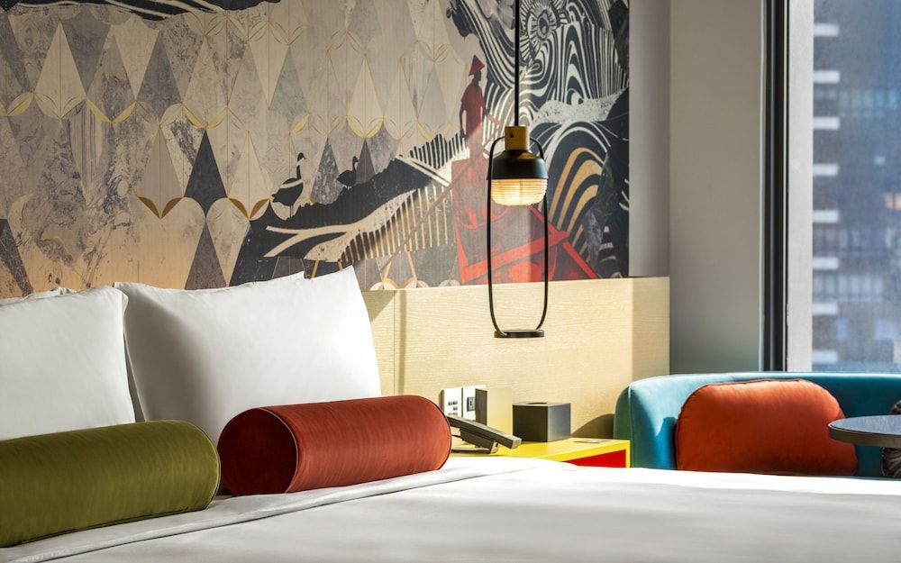 1 King Premier Room