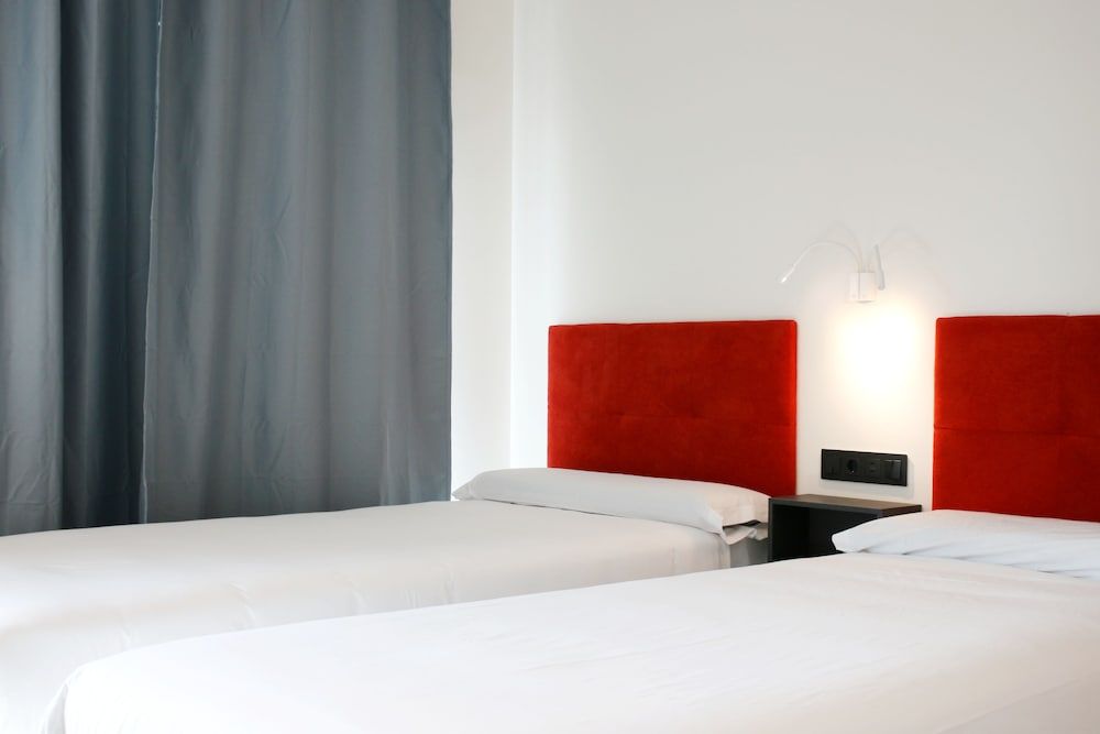 Arena Zone Hotel Twin Room 3