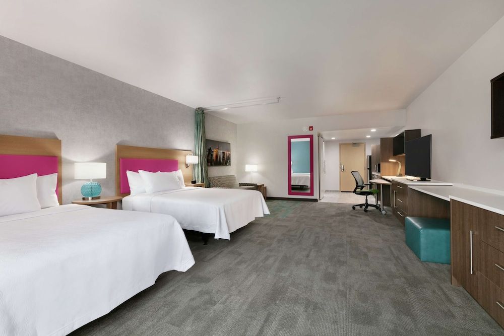 Studio, 2 Queen Beds, Accessible, Non Smoking (Roll-In Shower)