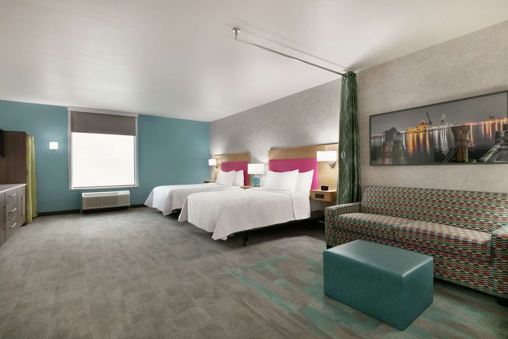 Studio, 2 Queen Beds, Accessible, Non Smoking (Roll-In Shower)